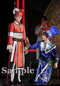 天飛 朱紫 舞台写真／星組新人公演『GOD OF STARS-食聖-』