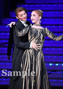 天寿・綺咲 舞台写真／星組東京公演『GOD OF STARS-食聖-』『Eclair Brillant（エクレール ブリアン）』