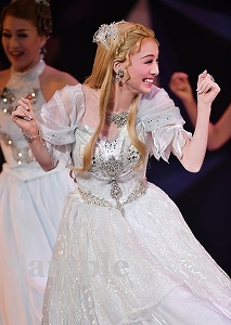 夢白あや 舞台写真／宙組宝塚バウホール公演『リッツ・ホテルくらいに大きなダイヤモンド』