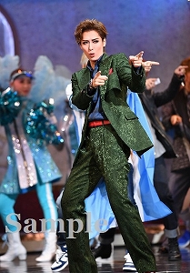 月城かなと 舞台写真／月組大劇場公演『I AM FROM AUSTRIA－故郷（ふるさと）は甘き調（しら）べ－』