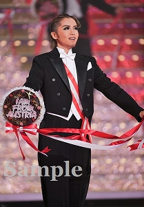 暁千星 舞台写真／月組大劇場公演『I AM FROM AUSTRIA－故郷（ふるさと）は甘き調（しら）べ－』