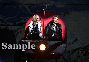 珠城・美園 舞台写真／月組大劇場公演『I AM FROM AUSTRIA－故郷（ふるさと）は甘き調（しら）べ－』