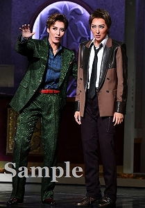 珠城・月城 舞台写真／月組大劇場公演『I AM FROM AUSTRIA－故郷（ふるさと）は甘き調（しら）べ－』