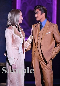 鳳月・海乃 舞台写真／月組大劇場公演『I AM FROM AUSTRIA－故郷（ふるさと）は甘き調（しら）べ－』