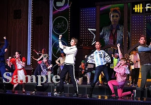 珠城　他 舞台写真／月組大劇場公演『I AM FROM AUSTRIA－故郷（ふるさと）は甘き調（しら）べ－』