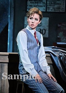 彩風咲奈 舞台写真／雪組KAAT神奈川芸術劇場公演『ハリウッド・ゴシップ』