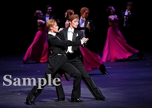 彩凪・縣 舞台写真／雪組KAAT神奈川芸術劇場公演『ハリウッド・ゴシップ』