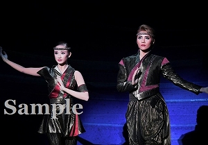 芹香・星風 舞台写真／宙組大劇場公演『El Japon（エル ハポン） －イスパニアのサムライ－』『アクアヴィーテ（aquavitae）!!』