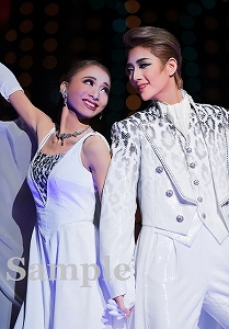 芹香・夢白 舞台写真／宙組大劇場公演『El Japon（エル ハポン） －イスパニアのサムライ－』『アクアヴィーテ（aquavitae）!!』