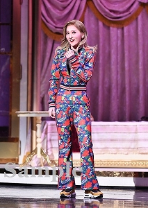 美園さくら 舞台写真／月組東京公演『I AM FROM AUSTRIA－故郷（ふるさと）は甘き調（しら）べ－』