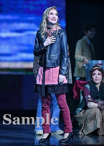 美園さくら 舞台写真／月組東京公演『I AM FROM AUSTRIA－故郷（ふるさと）は甘き調（しら）べ－』