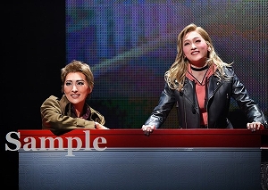 珠城・美園 舞台写真／月組東京公演『I AM FROM AUSTRIA－故郷（ふるさと）は甘き調（しら）べ－』