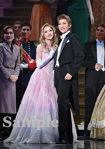 珠城・美園 舞台写真／月組東京公演『I AM FROM AUSTRIA－故郷（ふるさと）は甘き調（しら）べ－』