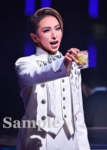 桜木みなと 舞台写真／宙組東京公演『El Japon（エル ハポン） －イスパニアのサムライ－』『アクアヴィーテ（aquavitae）！！』