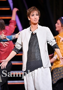 柚香光 舞台写真／花組東京国際フォーラム公演『DANCE OLYMPIA』