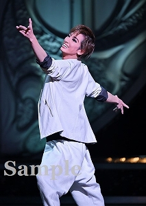 柚香光 舞台写真／花組東京国際フォーラム公演『DANCE OLYMPIA』