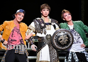 柚香・永久輝・聖乃 舞台写真／花組東京国際フォーラム公演『DANCE OLYMPIA』