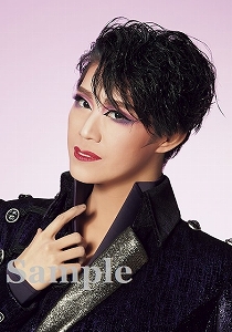 漣レイラ スチール写真／星組『眩耀（げんよう）の谷～舞い降りた新星～』『Ray―星の光線―』