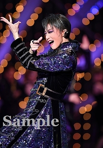 礼真琴 舞台写真／星組大劇場公演『眩耀（げんよう）の谷～舞い降りた新星～』『Ray―星の光線―』