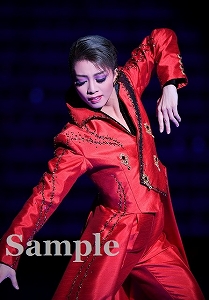 礼真琴 舞台写真／星組大劇場公演『眩耀（げんよう）の谷～舞い降りた新星～』『Ray―星の光線―』