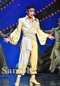 瀬央ゆりあ 舞台写真／星組大劇場公演『眩耀（げんよう）の谷～舞い降りた新星～』『Ray―星の光線―』