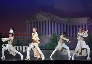 礼・愛月・瀬央・華形 舞台写真／星組大劇場公演『眩耀（げんよう）の谷～舞い降りた新星～』『Ray―星の光線―』