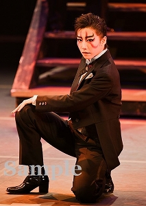 紫門ゆりや 舞台写真／月組 梅田芸術劇場シアター・ドラマシティ、東京建物 Brillia HALL公演 『出島小宇宙戦争』