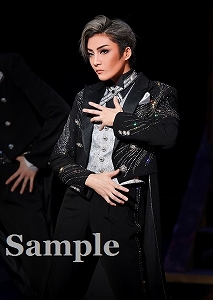 鳳月杏 舞台写真／月組 梅田芸術劇場シアター・ドラマシティ、東京建物 Brillia HALL公演 『出島小宇宙戦争』