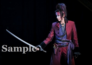 暁千星 舞台写真／月組 梅田芸術劇場シアター・ドラマシティ、東京建物 Brillia HALL公演 『出島小宇宙戦争』