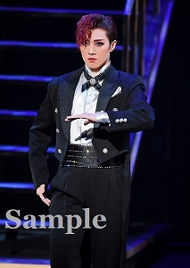 風間柚乃 舞台写真／月組 梅田芸術劇場シアター・ドラマシティ、東京建物 Brillia HALL公演 『出島小宇宙戦争』