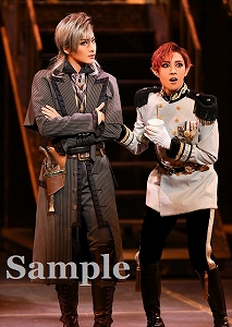 鳳月・風間 舞台写真／月組 梅田芸術劇場シアター・ドラマシティ、東京建物 Brillia HALL公演 『出島小宇宙戦争』