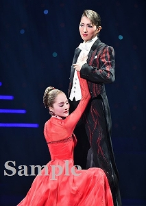 珠城・美園 舞台写真／月組 御園座公演『赤と黒』