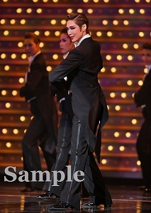 愛月ひかる 舞台写真／星組東京公演『眩耀（げんよう）の谷～舞い降りた新星～』『Ray―星の光線―』