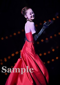 舞空瞳 舞台写真／星組東京公演『眩耀（げんよう）の谷～舞い降りた新星～』『Ray―星の光線―』