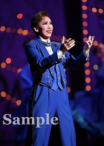 華形ひかる 舞台写真／星組東京公演『眩耀（げんよう）の谷～舞い降りた新星～』『Ray―星の光線―』