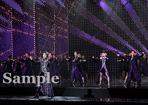 礼　他 舞台写真／星組東京公演『眩耀（げんよう）の谷～舞い降りた新星～』『Ray―星の光線―』