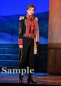 彩風咲奈 舞台写真／雪組梅田芸術劇場メインホール公演『炎のボレロ』『Music Revolution! ―New Spirit―』