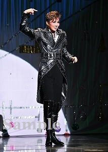 彩風咲奈 舞台写真／雪組梅田芸術劇場メインホール公演『炎のボレロ』『Music Revolution! ―New Spirit―』