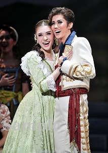 彩風・潤 舞台写真／雪組梅田芸術劇場メインホール公演『炎のボレロ』『Music Revolution! ―New Spirit―』