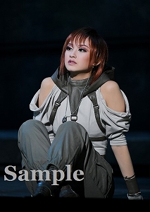 星風まどか 舞台写真／宙組梅田芸術劇場メインホール、日生劇場公演『FLYING SAPA ―フライング サパ―』