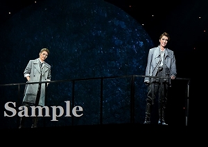 真風・芹香 舞台写真／宙組梅田芸術劇場メインホール、日生劇場公演『FLYING SAPA ―フライング サパ―』