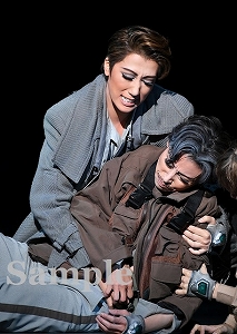 真風・寿 舞台写真／宙組梅田芸術劇場メインホール、日生劇場公演『FLYING SAPA ―フライング サパ―』