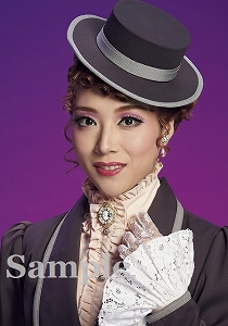 香咲蘭 スチール写真／月組公演『WELCOME TO TAKARAZUKA ―雪と月と花と―』『ピガール狂騒曲』