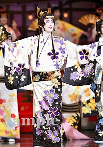 珠城りょう 舞台写真／月組大劇場公演『WELCOME TO TAKARAZUKA ―雪と月と花と―』『ピガール狂騒曲』