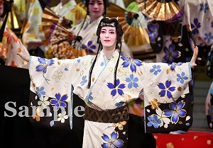 月城かなと 舞台写真／月組大劇場公演『WELCOME TO TAKARAZUKA ―雪と月と花と―』『ピガール狂騒曲』