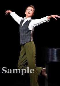 暁千星 舞台写真／月組大劇場公演『WELCOME TO TAKARAZUKA ―雪と月と花と―』『ピガール狂騒曲』