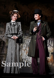 鳳月・美園 舞台写真／月組大劇場公演『WELCOME TO TAKARAZUKA ―雪と月と花と―』『ピガール狂騒曲』