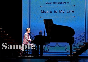 望海風斗 舞台写真／雪組特別公演『NOW! ZOOM ME!!』