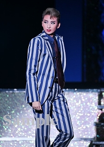 凪七瑠海 舞台写真／専科雪組宝塚バウホール公演『パッション・ダムール―愛の夢―』