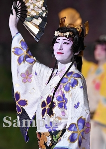 珠城りょう 舞台写真／月組東京公演『WELCOME TO TAKARAZUKA ―雪と月と花と―』『ピガール狂騒曲』